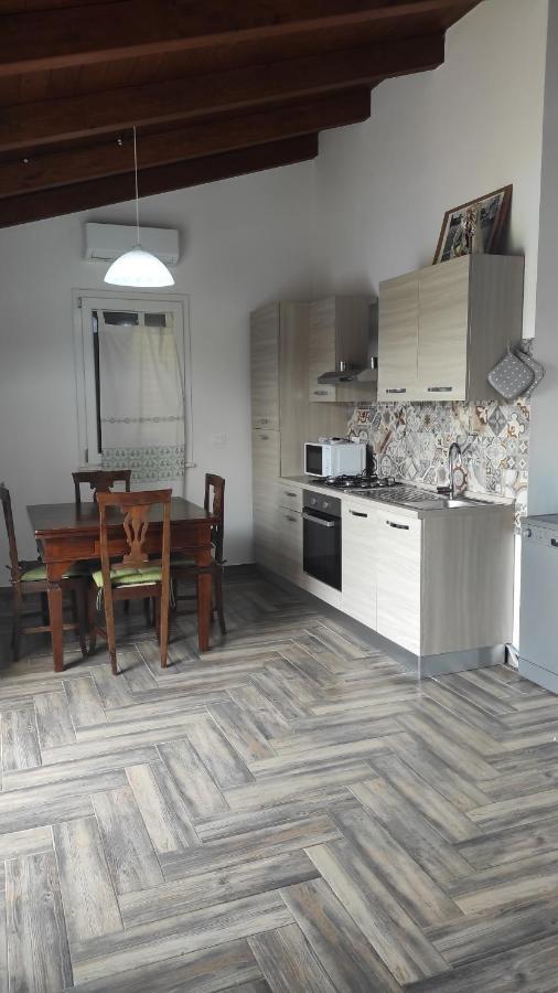 Villa Erilia San Giovanni Suergiu Ngoại thất bức ảnh