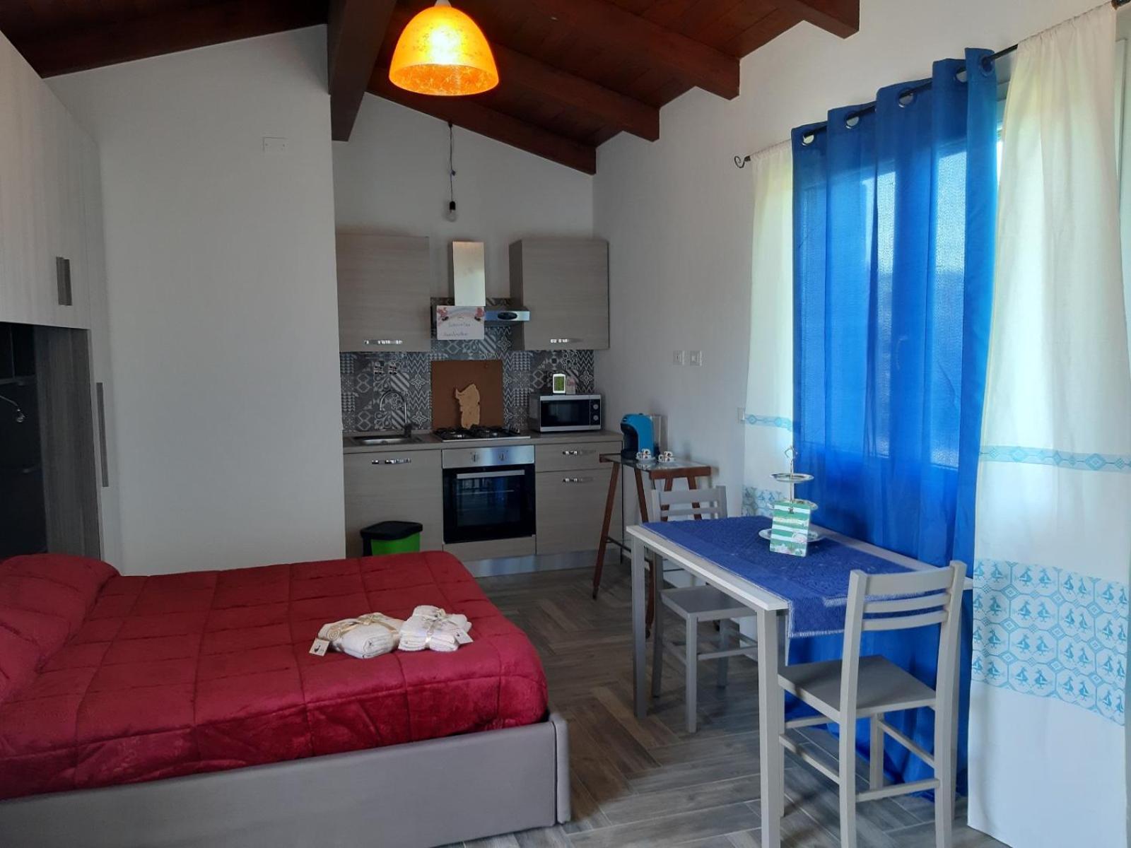 Villa Erilia San Giovanni Suergiu Ngoại thất bức ảnh
